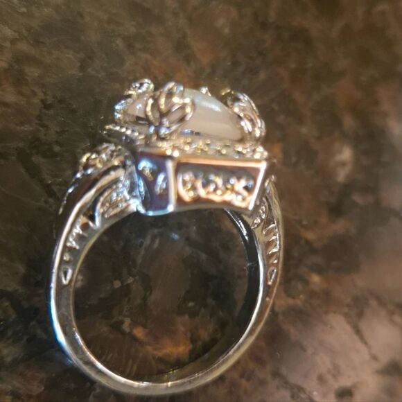 Silvertone Faux Opal Ring Size 7 NWT - Picture 5 of 5